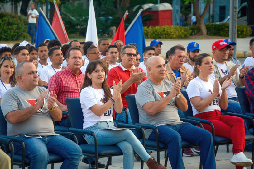 Inauguran 10mo. Congreso de la FEU de Cuba (+ Fotos)