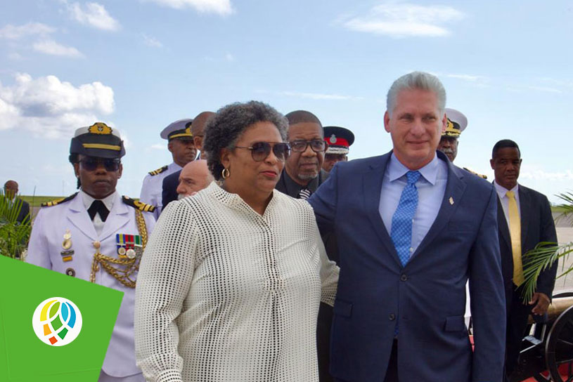 Arriba presidente cubano a Barbados