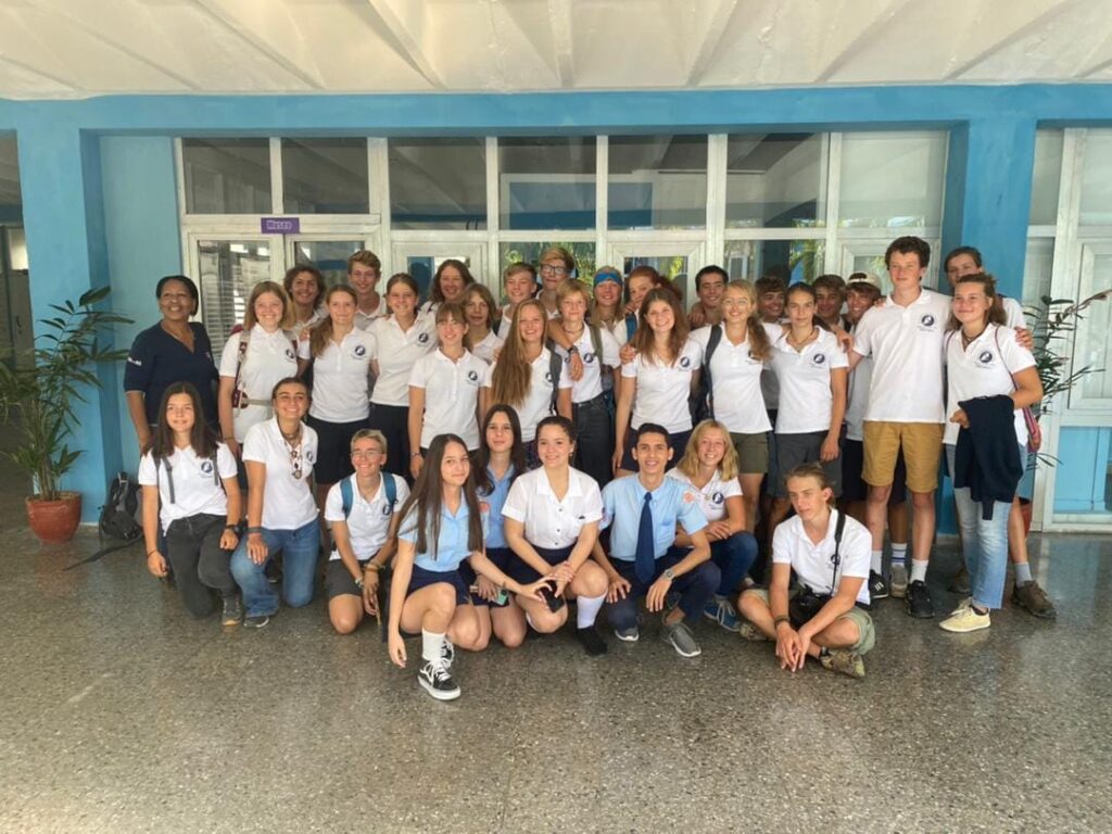 Integrantes del proyecto alemán Clases bajo vela intercambian con estudiantes pinareños