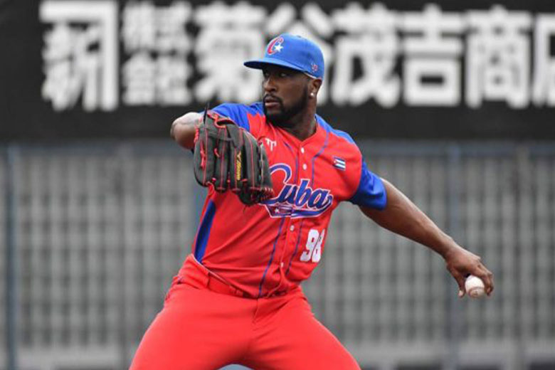 Cuba culmina con derrota ante los Halcones de SoftBank sus topes amistosos previo al Clásico