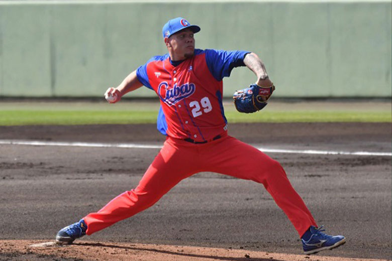 Yariel a las puertas del Clásico Mundial de Beisbol