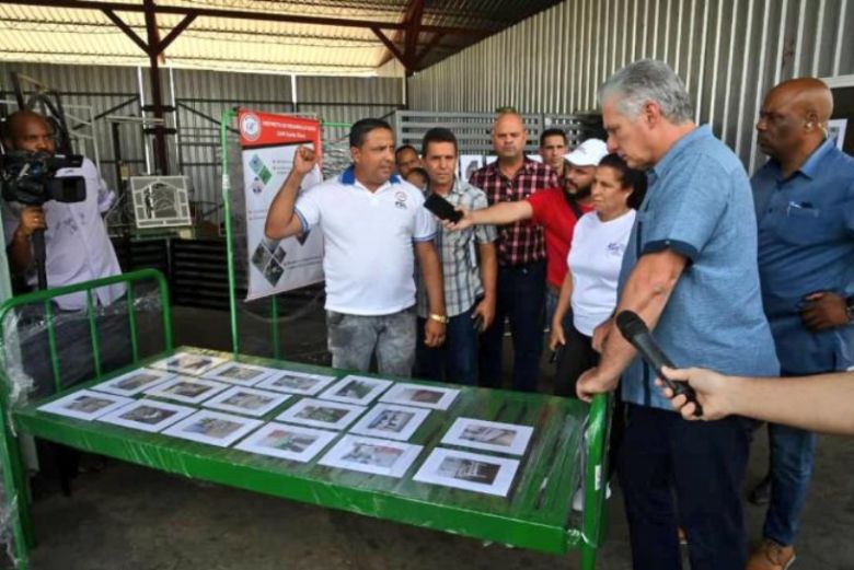 El Primer Secretario del Comité Central del Partido Comunista y Presidente de la República de Cuba,Miguel Díaz-Canel Bermúdez, recorrió en la mañana de este sábado, junto a otros siete compatriotas que como él son diputados a la Asamblea Nacional por el municipio de Santa Clara, lugares donde avanzan las buenas experiencias, tan eficaces y eficientes, que merecen perfeccionarse, expandirse y llevarse a otros espacios del entramado nacional