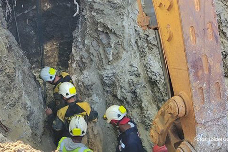 Holguín: Prosiguen labores para rescatar a hombre que cayó a un pozo en Mícara