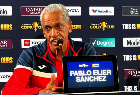 Pablo Elier Sánchez deja de ser el entrenador de la selección cubana de fútbol