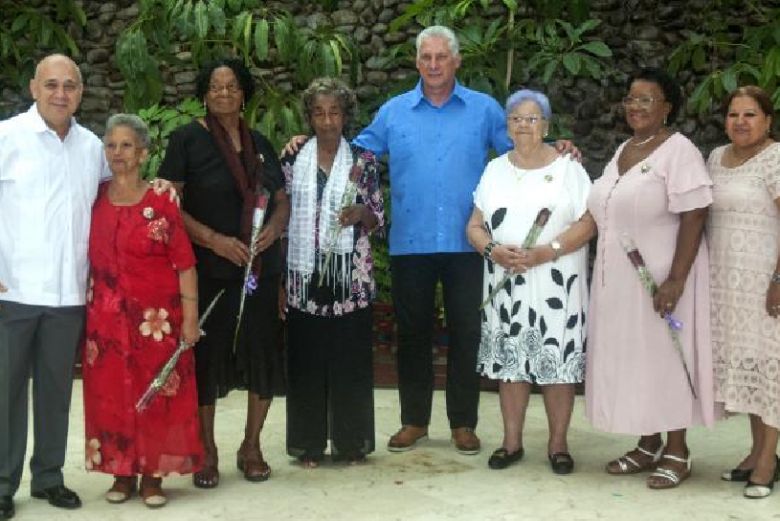 Fueron condecoradas cubanas con una vida de entrega al empeño por la emancipación de la mujer
