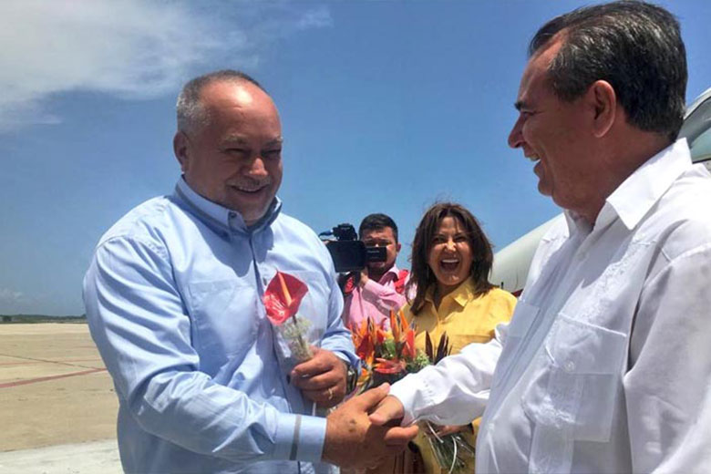 Presidente cubano da la bienvenida a Diosdado Cabello