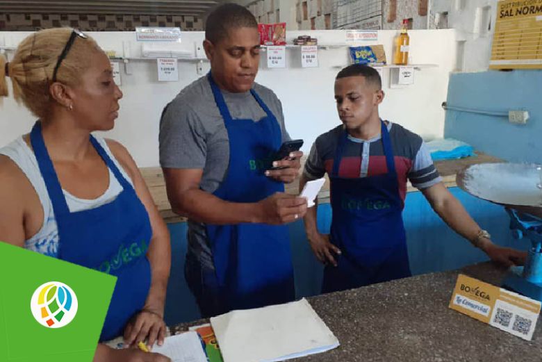 Cerca del 98 por ciento (%) de las bodegas en Pinar del Río cuentan con código QR para quienes deseen efectuar el pago mediante la vía electrónica, a tono con el proceso de bancarización que se lleva a cabo en toda Cuba.