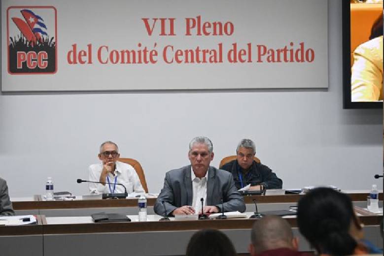 El primer secretario del Comité Central del Partido Comunista de Cuba y presidente de la República, Miguel Díaz-Canel Bermúdez encabeza el VII Pleno del Comité Central del Partido Comunista de Cuba.
