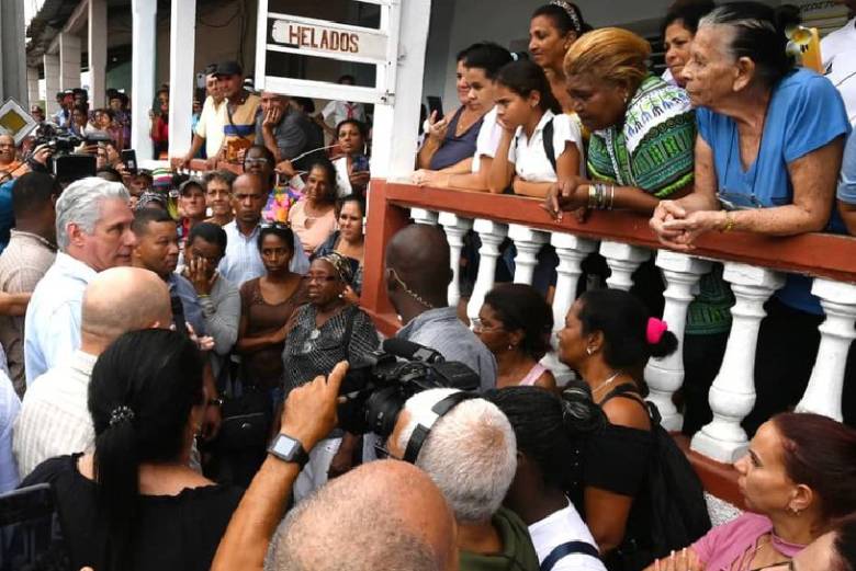 El Primer Secretario del Comité Central del Partido Comunista reflexionó que ordenando la economía se irá logrando un beneficio para todos, “pero siempre se va a tener en cuenta a los vulnerables, y hay medidas que afectan a pocas personas”.