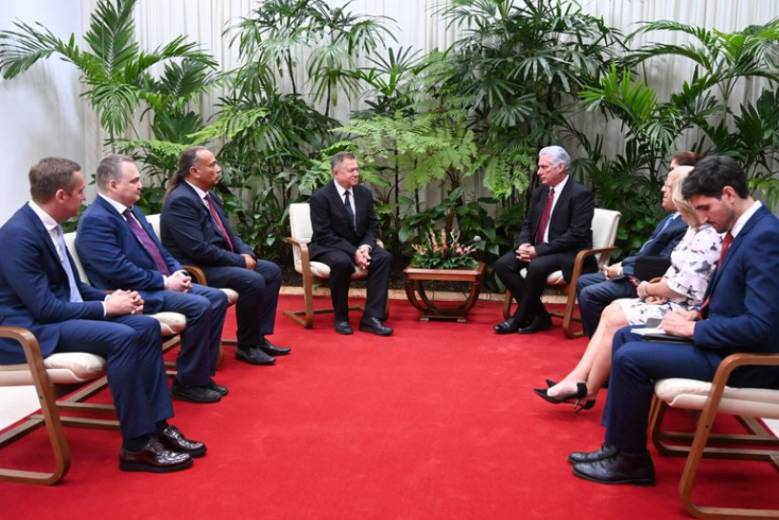 El Primer Secretario del Comité Central del Partido Comunista y Presidente de la República de Cuba, Miguel Díaz-Canel Bermúdez, dio la bienvenida en la tarde de este lunes, desde el Palacio de la Revolución, a Serguei Glaziev, ministro de Integración y Macroeconomía de la Comisión Económica Euroasiática (CEE)